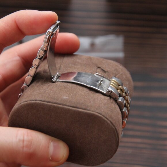 Michael Kors Watch with Black and Crystal Dial in Original Box - Picture 6 of 12